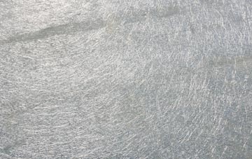 Sluggan laminate fibreglass or shingles?